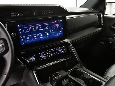 Used 2024 GMC Sierra 1500 AT4 w/ AT4 Preferred Package image 25