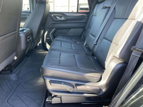 Used 2022 Chevrolet Tahoe RST AWD/4WD image 18