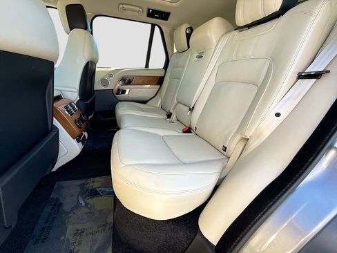 Used 2022 Land Rover Range Rover Westminster Edition image 20