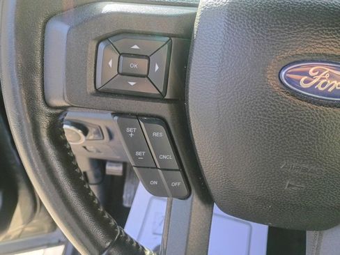 Used 2017 Ford F150 XLT w/ Equipment Group 302A Luxury image 26