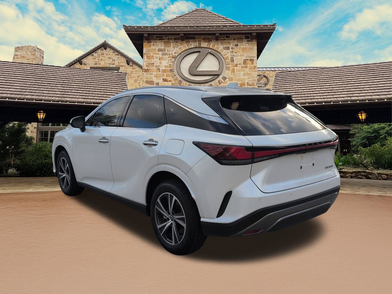 Certified 2024 Lexus RX 350 Premium w/ Accessory Package (Z1) FWD image 3