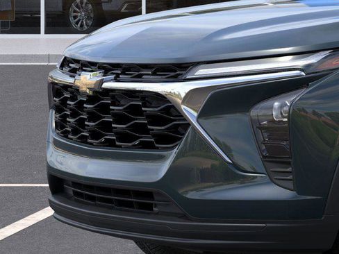New 2026 Chevrolet Trax LS w/ LS Convenience Package image 28