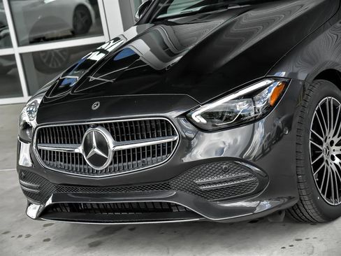 Certified 2025 Mercedes-Benz C 300 4MATIC Sedan image 4