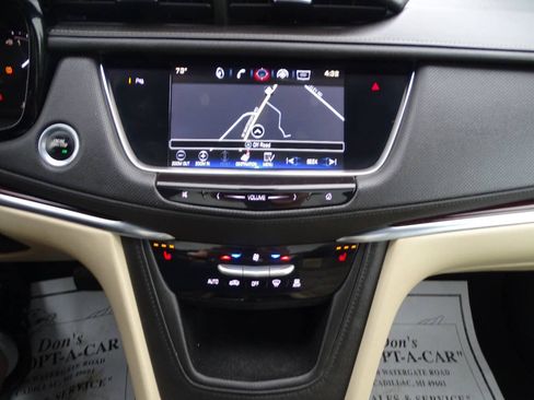 Used 2017 Cadillac XT5 Luxury AWD/4WD image 26