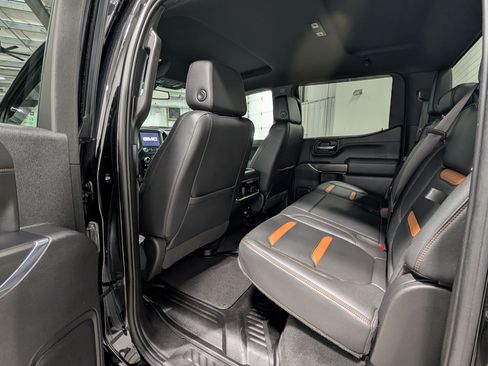 Used 2022 GMC Sierra 1500 AT4 AWD/4WD image 17