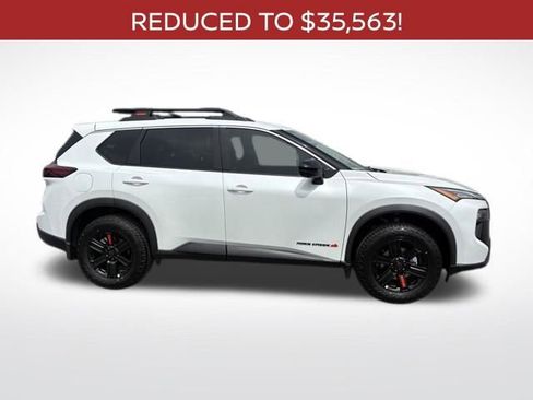 New 2026 Nissan Rogue SV AWD/4WD image 2