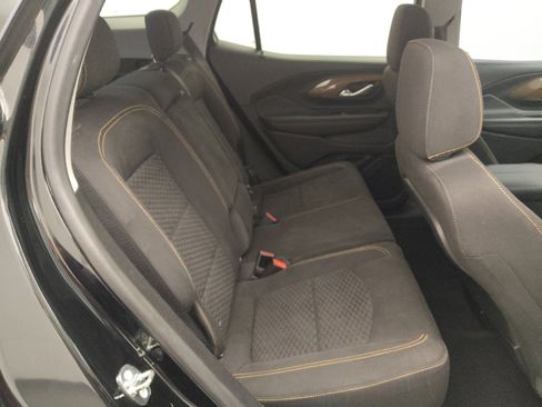 Used 2018 GMC Terrain SLE w/ Driver Convenience Package FWD image 19