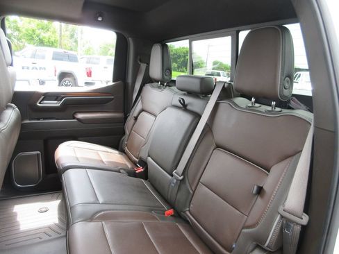 Certified 2024 GMC Sierra 1500 Denali AWD/4WD image 25