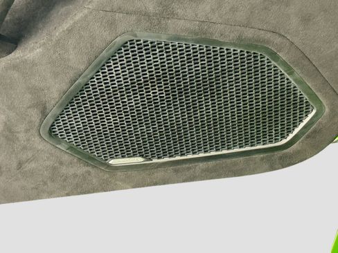 Used 2023 Lamborghini Huracan Tecnica image 19