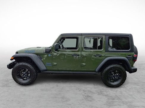 Used 2024 Jeep Wrangler Unlimited AWD/4WD image 2