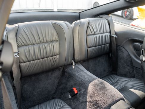 Used 2000 Porsche 911 Carrera RWD image 22