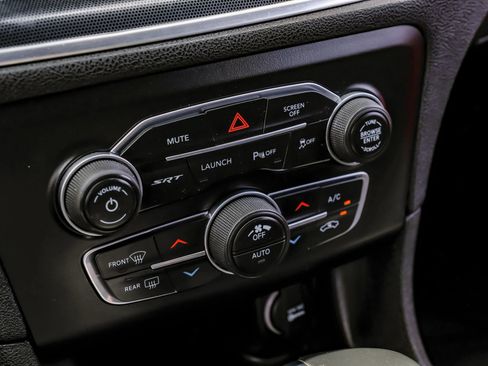 Used 2018 Dodge Charger SRT RWD image 30