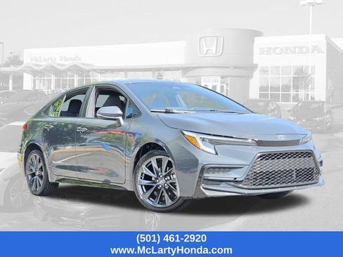 Used 2025 Toyota Corolla SE FWD image 19
