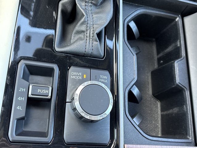 Used 2024 Toyota Sequoia Capstone AWD/4WD image 44