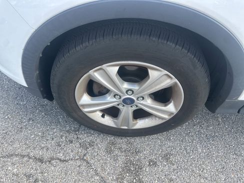 Used 2014 Ford Escape SE w/ Equipment Group 201A image 11