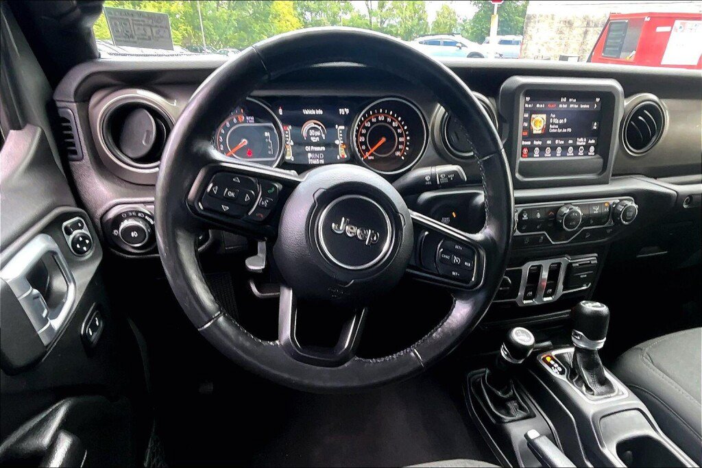 Used 2019 Jeep Wrangler Sport AWD/4WD image 7