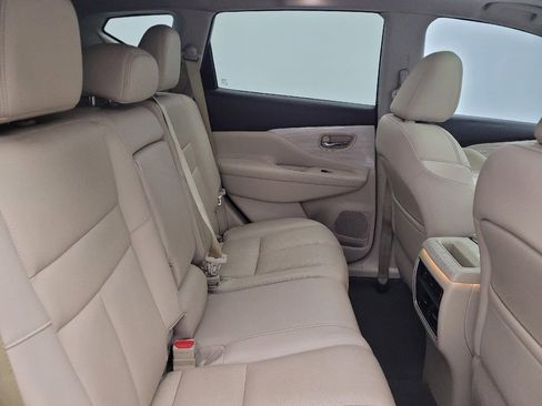 Used 2016 Nissan Murano Platinum w/ Platinum Technology Package FWD image 19