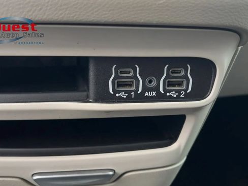 Used 2024 Chrysler Voyager LX FWD image 43