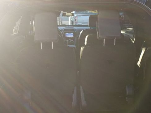 Used 2019 Ford Explorer Limited w/ Ford Safe & Smart Package AWD/4WD image 10