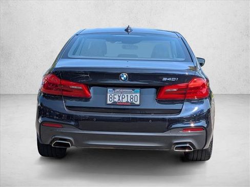 Used 2017 BMW 540i RWD image 7