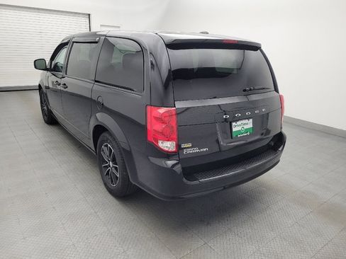 Used 2018 Dodge Grand Caravan SE FWD image 5