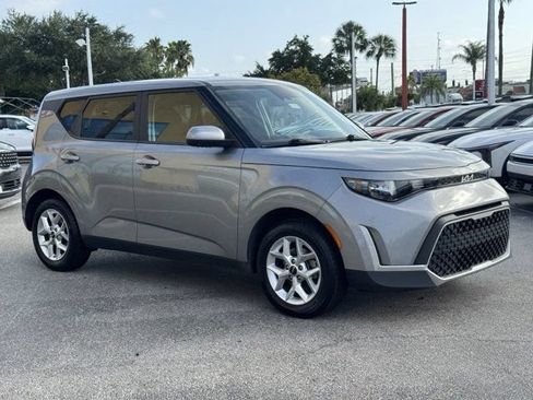 Certified 2024 Kia Soul LX w/ Option Group 015 FWD image 8