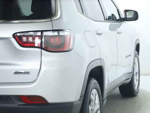 Used 2025 Jeep Compass Latitude AWD/4WD image 44