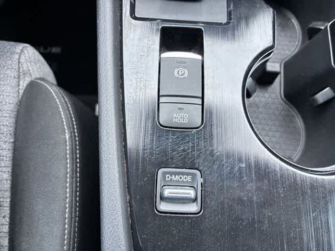 Used 2023 Nissan Rogue SV FWD image 40