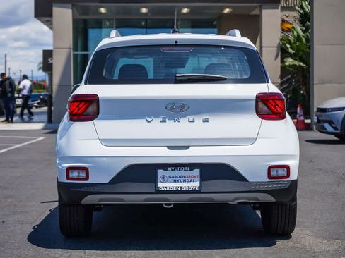 New 2026 Hyundai Venue SEL FWD image 5