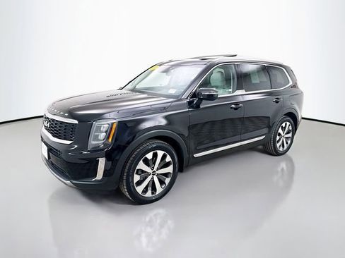 Used 2022 Kia Telluride EX w/ EX Premium Package image 3