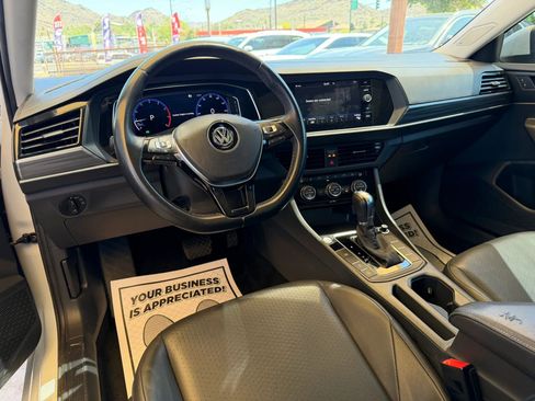 Used 2019 Volkswagen Jetta SEL FWD image 14