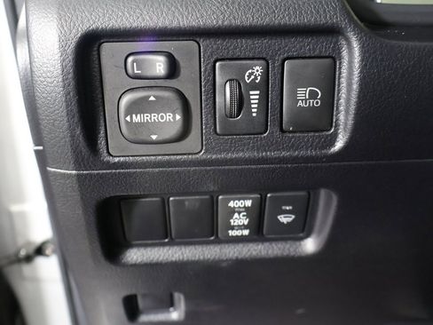 Used 2024 Toyota 4Runner TRD Off-Road Premium image 34