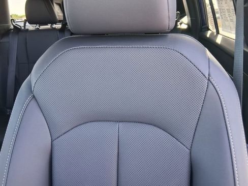 New 2026 Subaru Outback Limited AWD/4WD image 18
