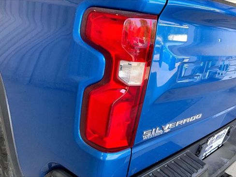 Used 2022 Chevrolet Silverado 1500 ZR2 w/ Technology Package image 13