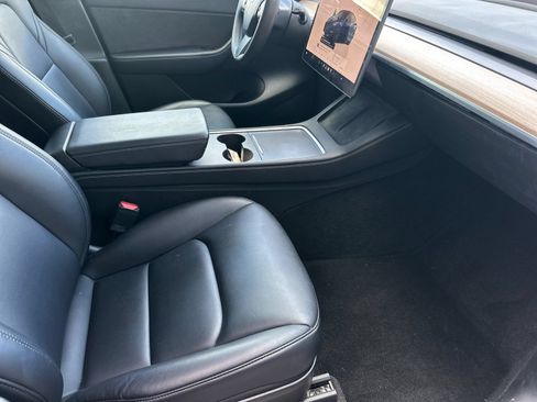 Used 2022 Tesla Model Y Performance AWD/4WD image 14