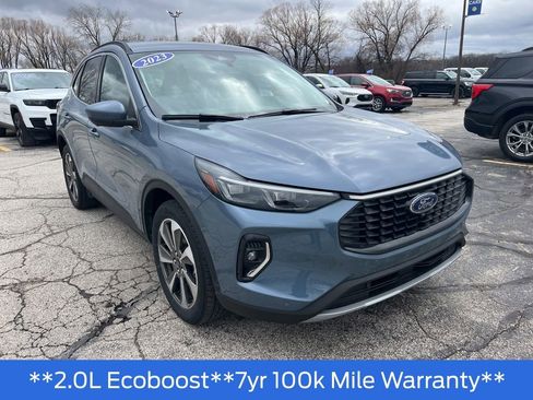 Used 2023 Ford Escape Platinum image 6