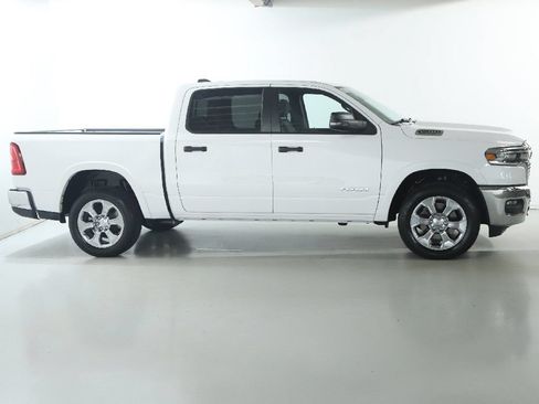 Used 2026 RAM 1500 Big Horn AWD/4WD image 11
