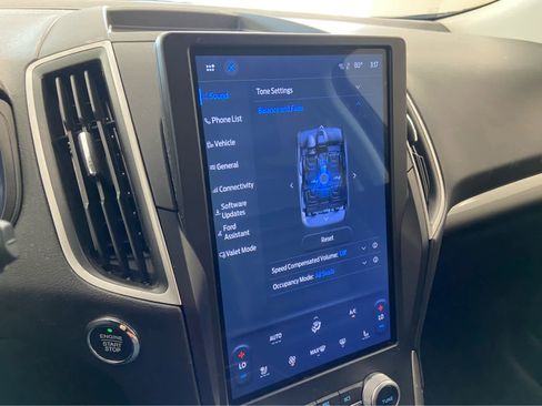 Used 2023 Ford Edge SEL w/ Convenience Package image 31