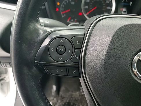 Used 2022 Toyota Corolla SE image 15