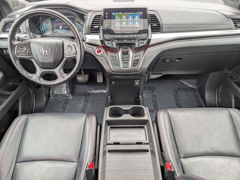 Used 2024 Honda Odyssey Sport image 16
