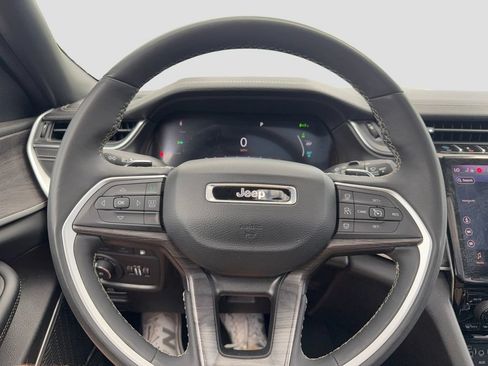 Used 2024 Jeep Grand Cherokee Limited 4xe AWD/4WD image 16