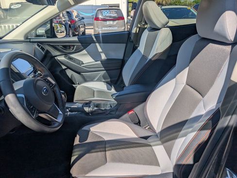 Used 2023 Subaru Crosstrek 2.0i Premium image 10