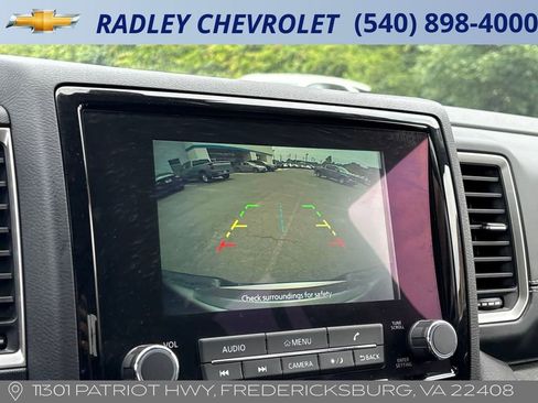 Used 2024 Nissan Frontier SV w/ SV Convenience Package image 18