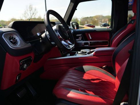 Used 2021 Mercedes-Benz G 63 AMG 4MATIC image 2