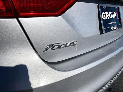 Used 2012 Ford Focus SEL image 9