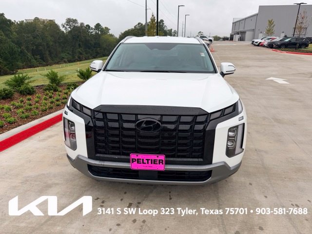 Used 2025 Hyundai Palisade SEL FWD image 2