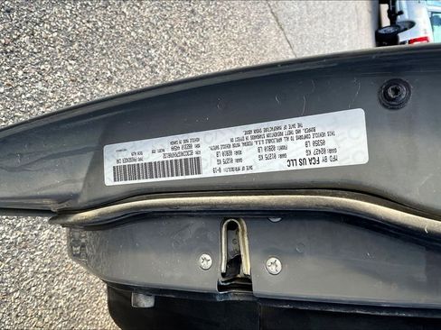 Used 2019 Chrysler 300 Limited w/ Safetytec Plus Group image 5