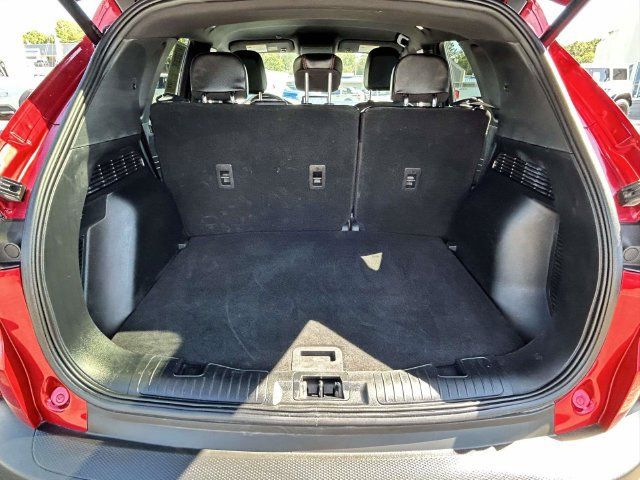 Used 2025 Ford Escape ST-Line Select AWD/4WD image 13