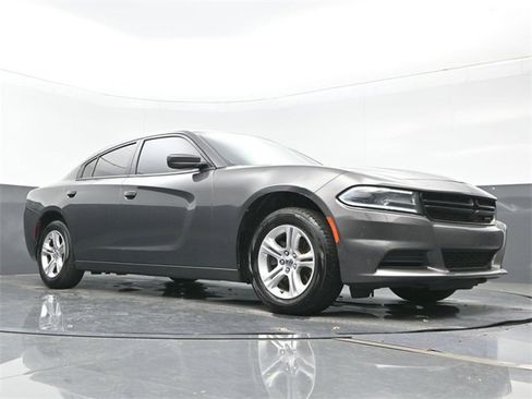 Used 2019 Dodge Charger SXT image 29