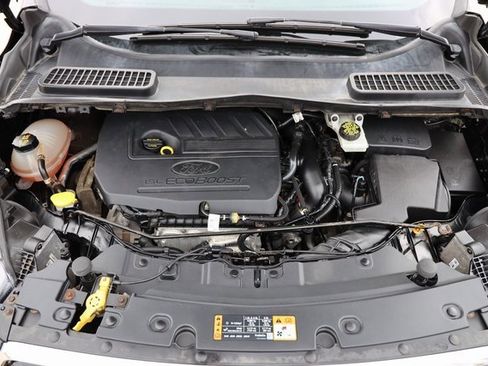 Used 2018 Ford Escape SE w/ SE Sport Appearance Package image 27